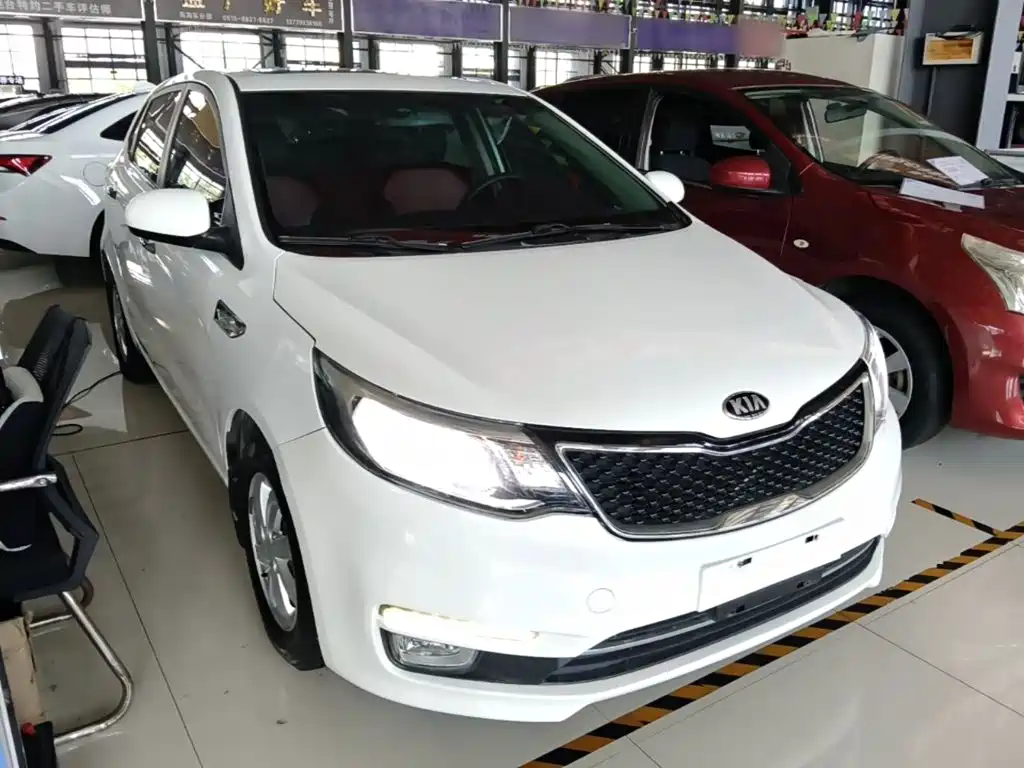Kia K2 2016 2015 Hatchback 1.4L AT GLS Cool Edition