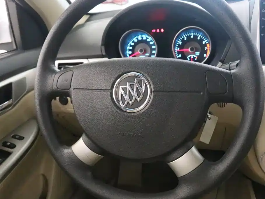 Фото 7 - Buick Excelle
