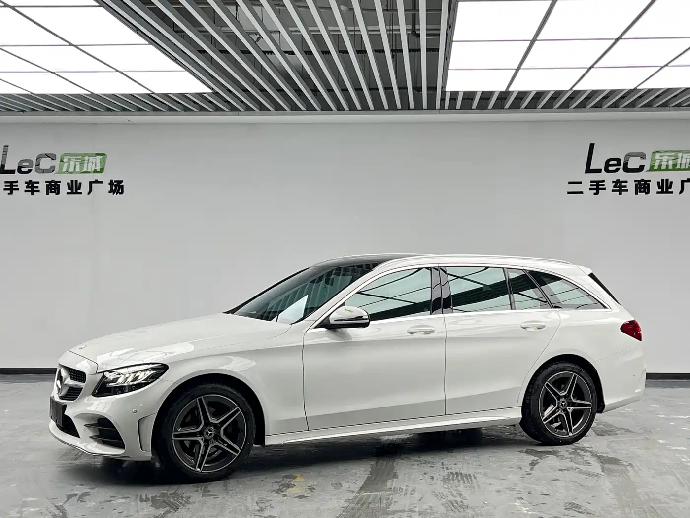 Mercedes-Benz C-Class (Import) 2020 Facelift C 260 Station Wagon фото 4