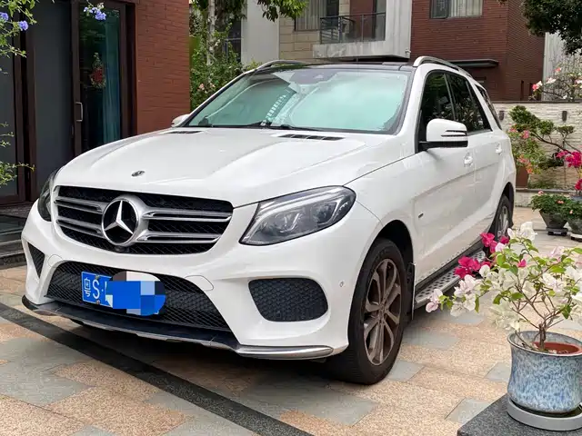 MERCEDES-BENZ GLE