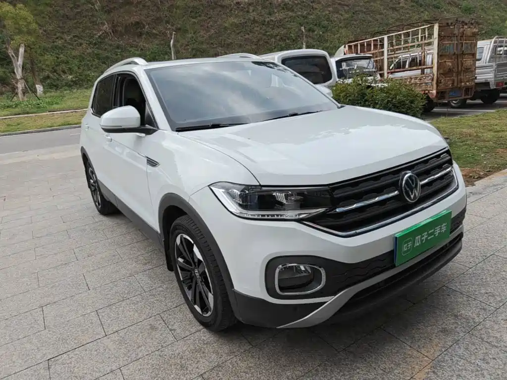 Volkswagen Tacqua 2021 2021 1.5L Automatic Smart Connect Edition