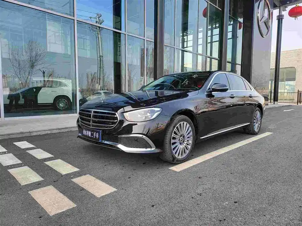  E CLASS