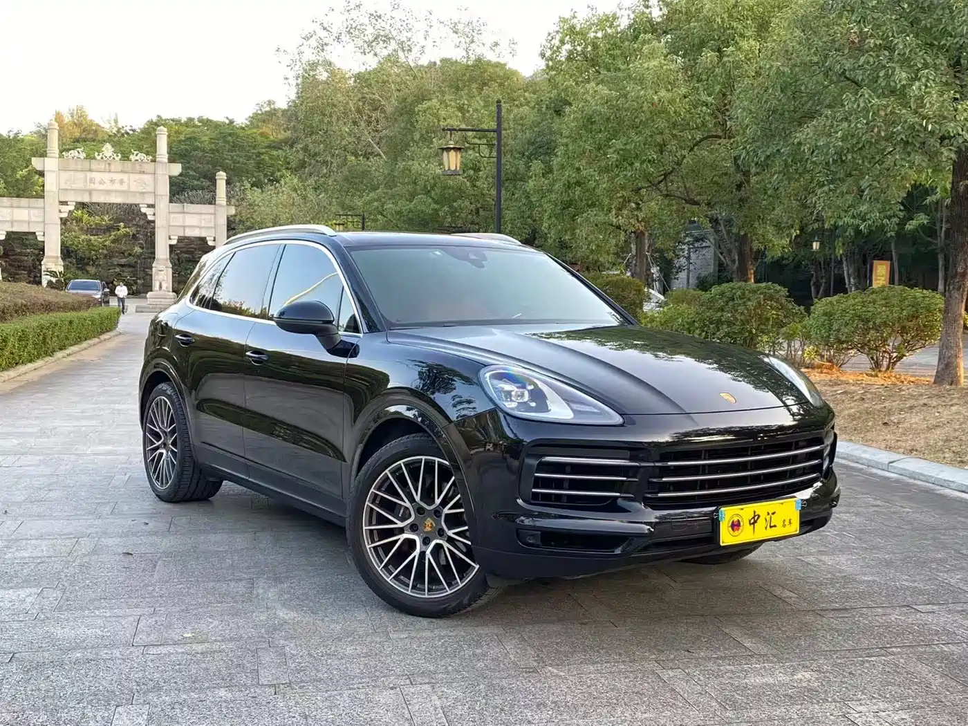 PORSCHE CAYENNE