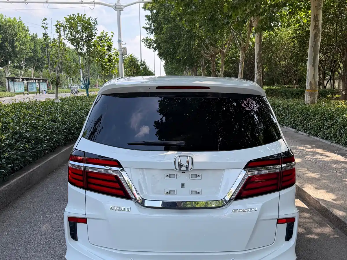 Honda Elysion 2016 2016 2.4L Luxury Edition