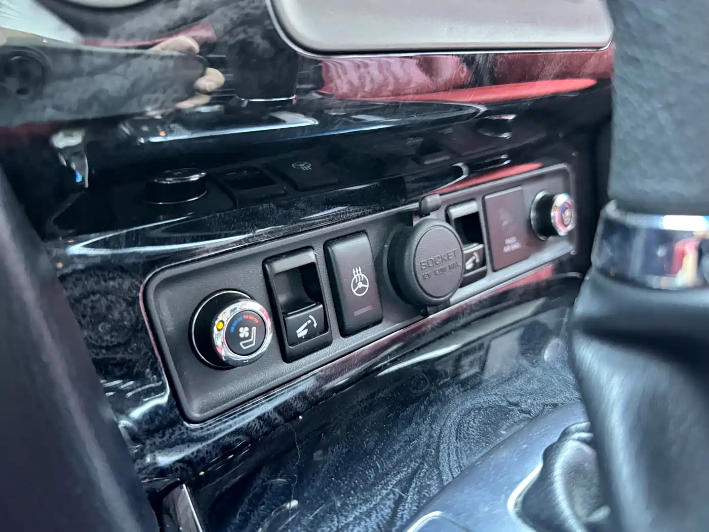 Infiniti QX80 2014 2013 5.6L 4WD