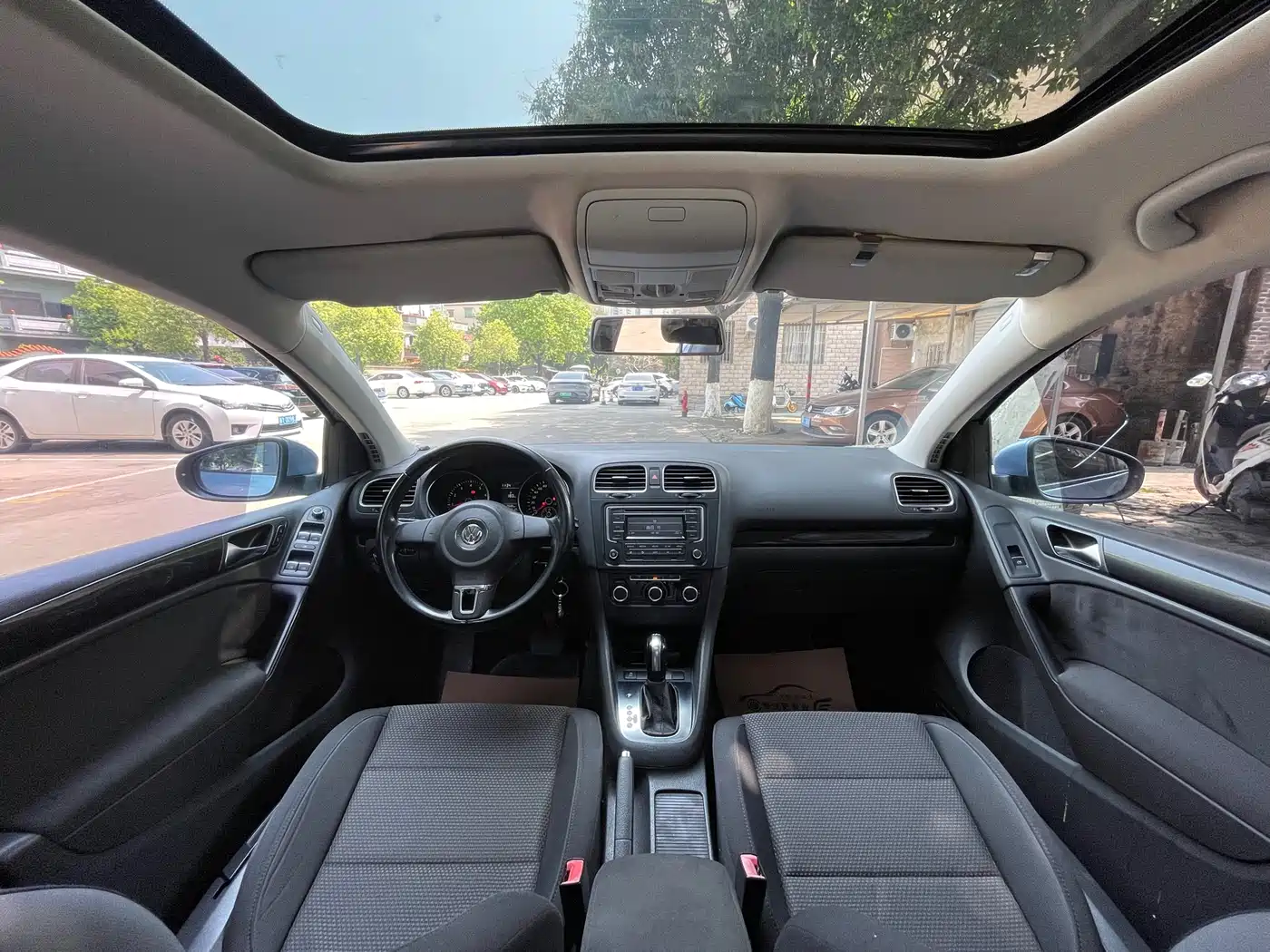 Volkswagen Golf 2012 1.4TSI Automatic Comfort фото 9