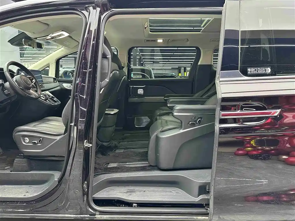 Hongqi HONGQI HQ9 PHEV