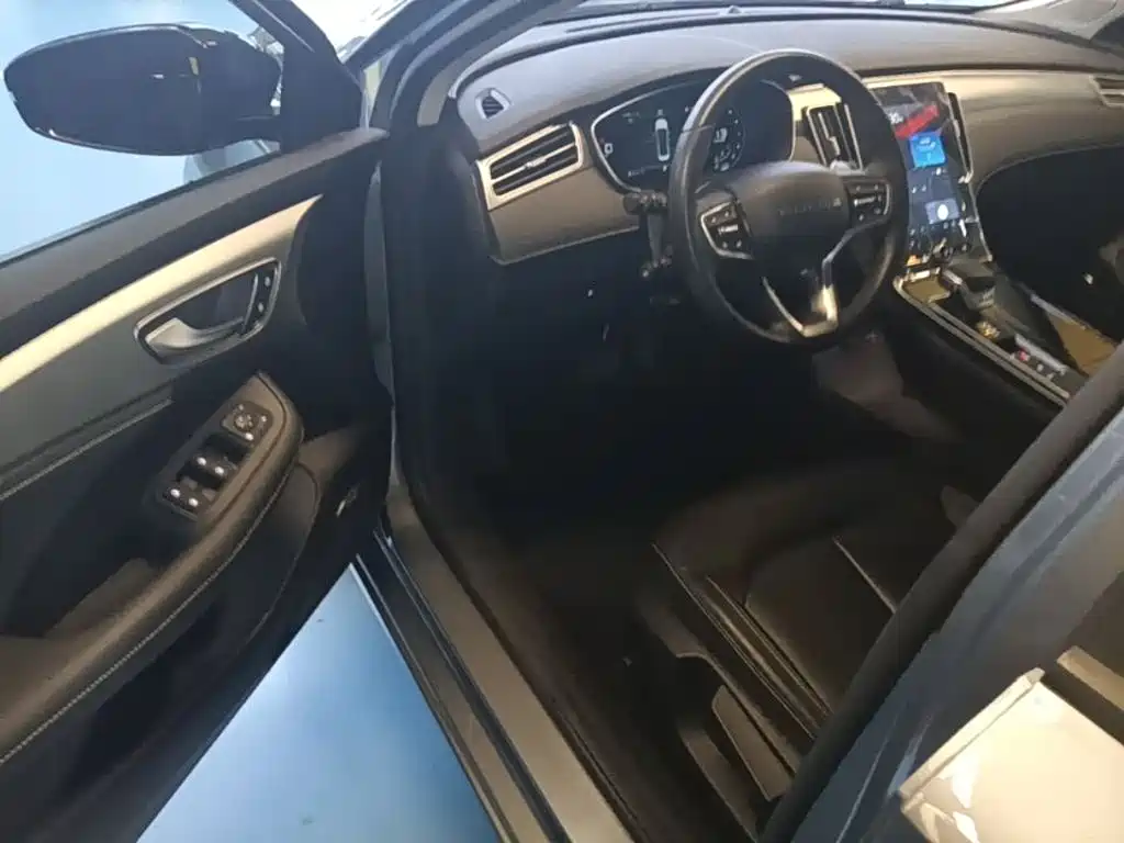 Фото 16 - Roewe i6 MAX