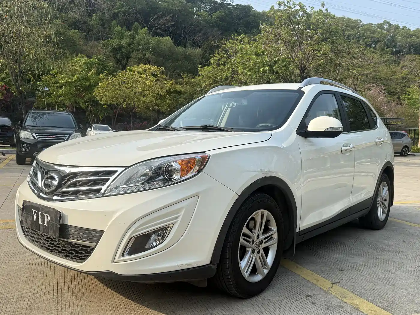 GAC Trumpchi Trumpchi GS5 2014 2.0L Automatic 2WD Premium Edition