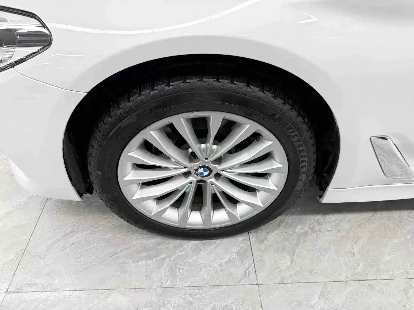 BMW 5 Series 2018 525Li Luxury Package фото 23