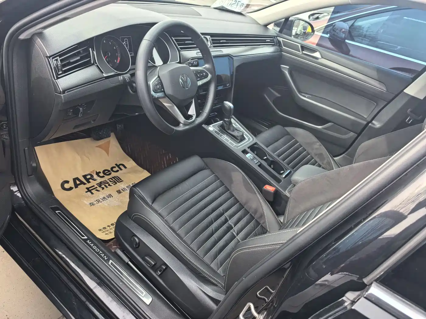 Volkswagen Magotan 2020 330TSI DSG Luxury фото 6
