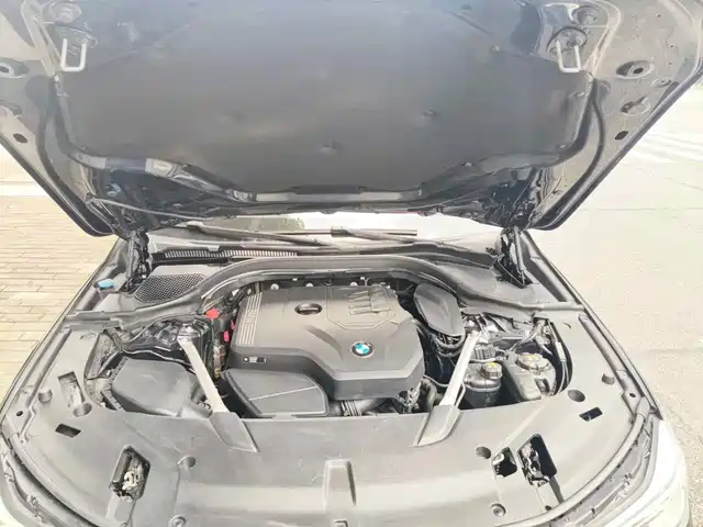 BMW 6 Series GT 2020 630i M Sport Package — фото 3