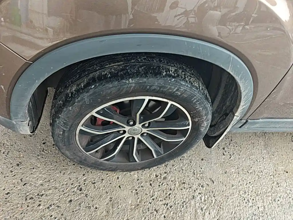 FAW Senya R7 2016 2016 1.6L Manual Luxury