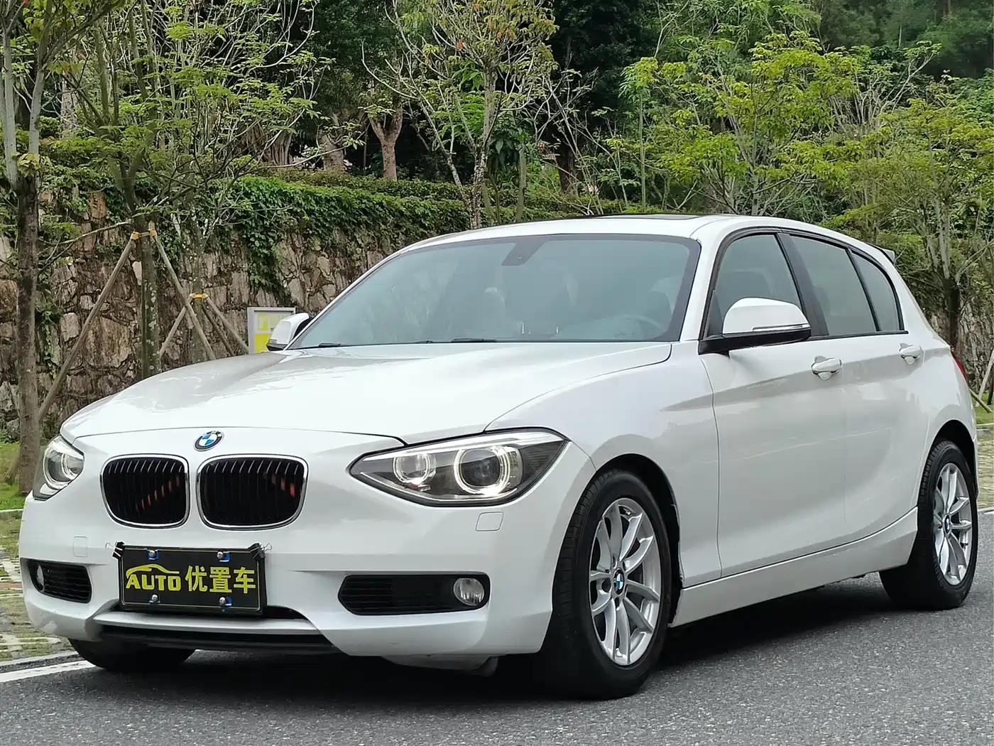 BMW 1 Series (Import) 2013 Facelift 118i Leading Model