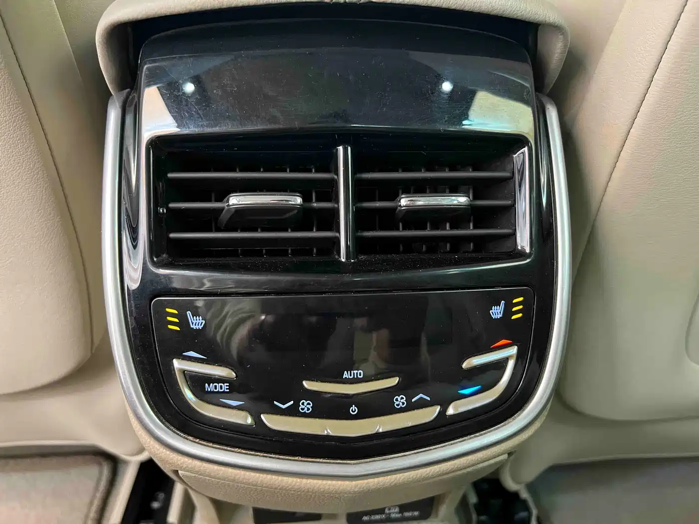 Cadillac XTS 2015 28T Luxury фото 25