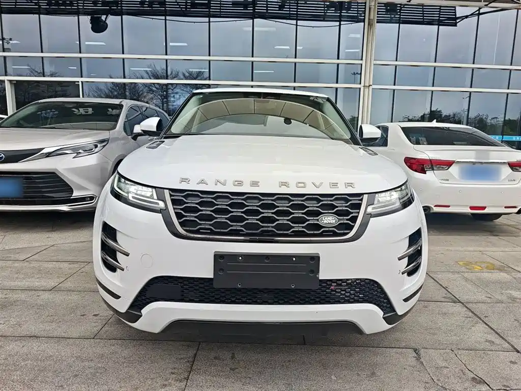 Land Rover Range Rover Evoque 2023 Range Rover Evoque L 200PS Elite Edition фото 3