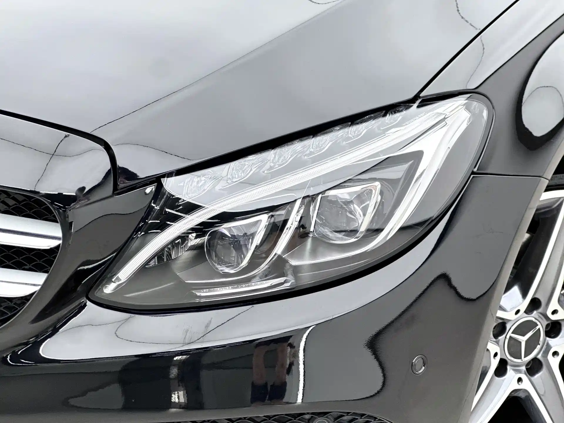 Фото 6 - Mercedes-Benz C-Class