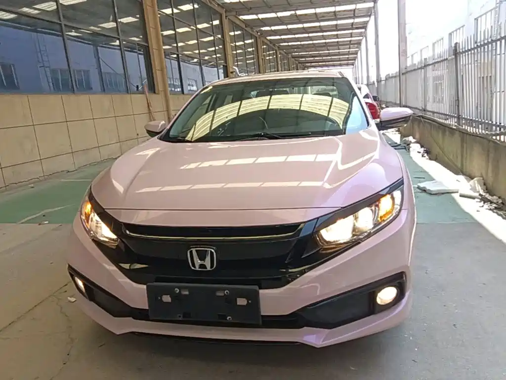 Фото 3 - Honda Civic