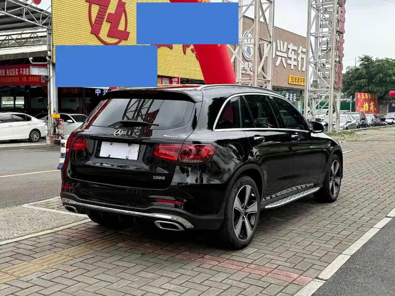 MERCEDES-BENZ GLC
