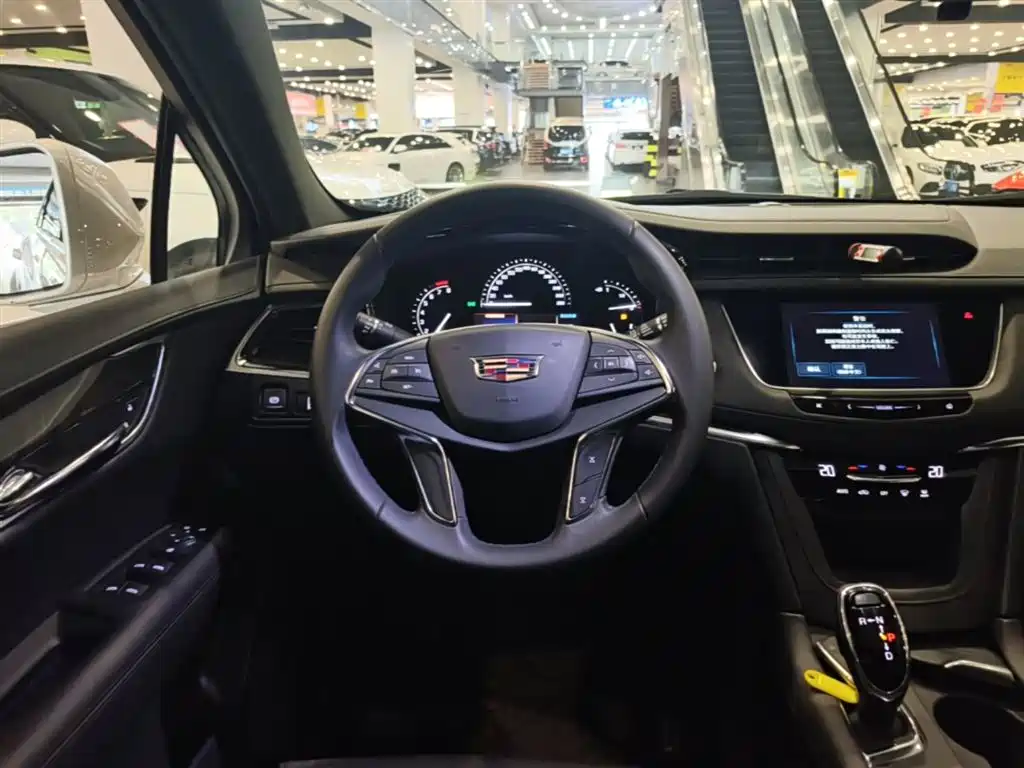 Cadillac XT5 2018 25T Technology фото 11