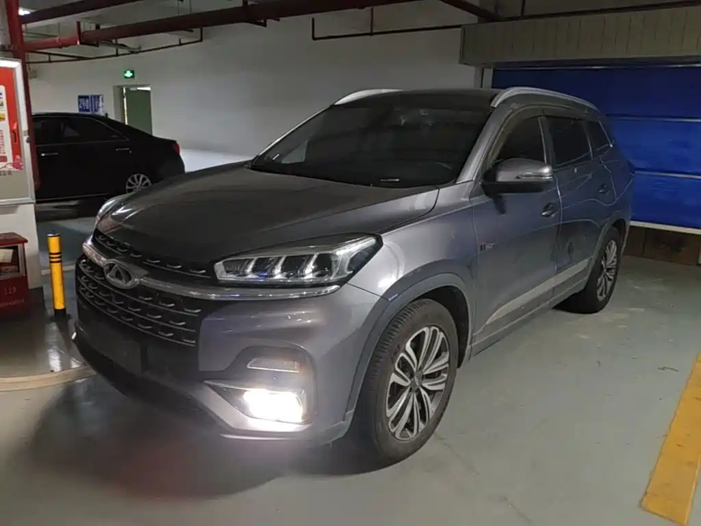 Photo 2 - Chery Tiggo 8