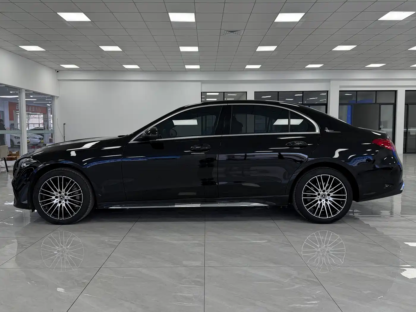 Mercedes-Benz C-Class 2024 Facelift III C 260 L Sport фото 4