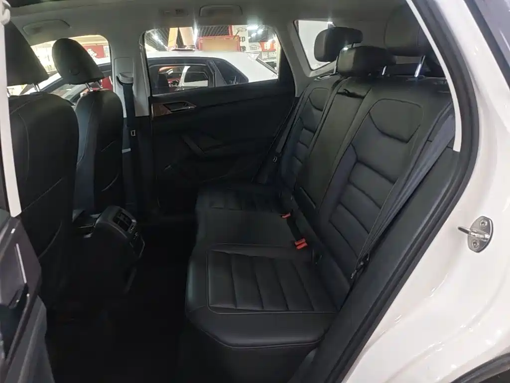 Volkswagen Tharu, миниатюра 17