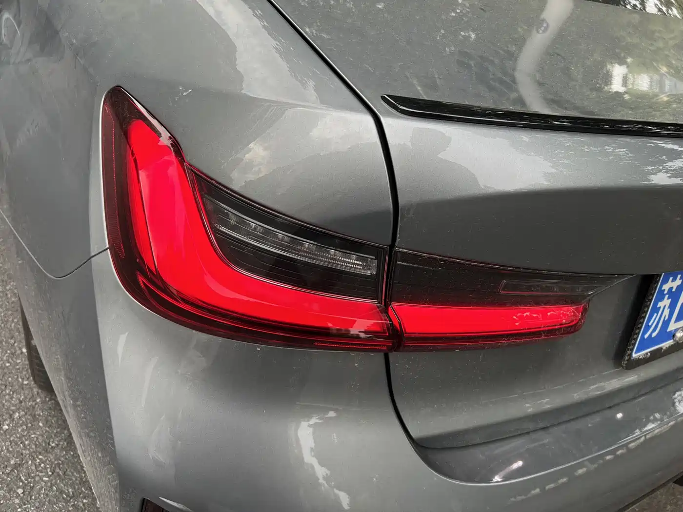 BMW 3 Series 2025 330Li Premium M Sport Night Edition фото 21