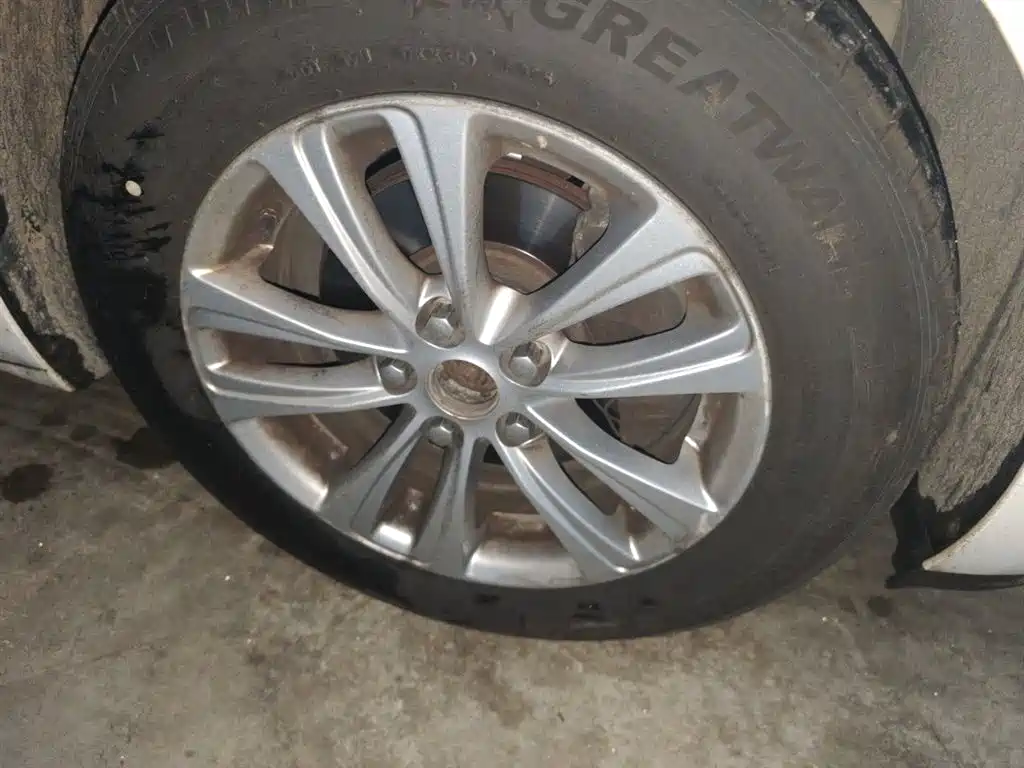 Buick Excelle 2015 15N Automatic Progressive фото 23