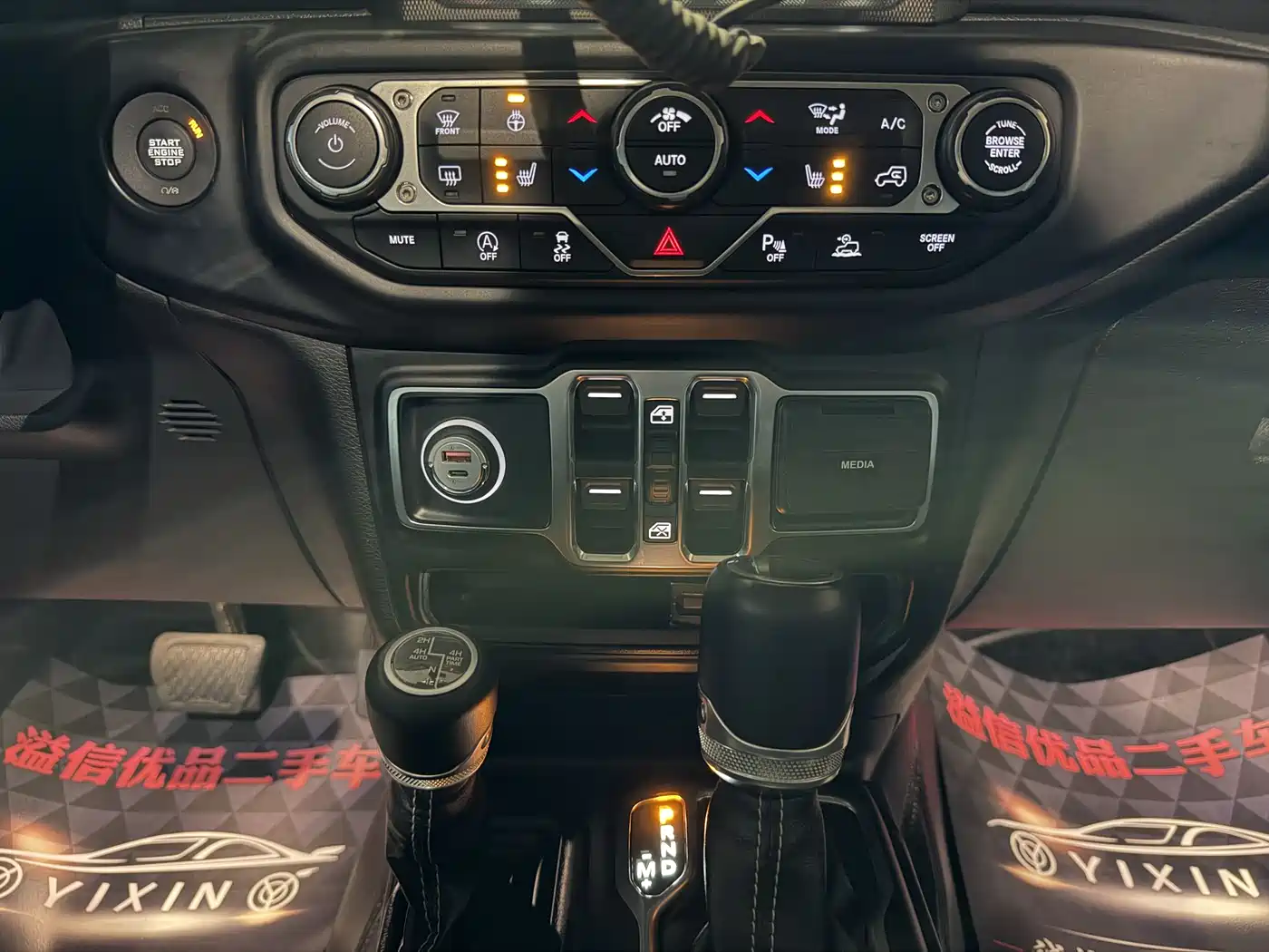 JEEP GLADIATOR