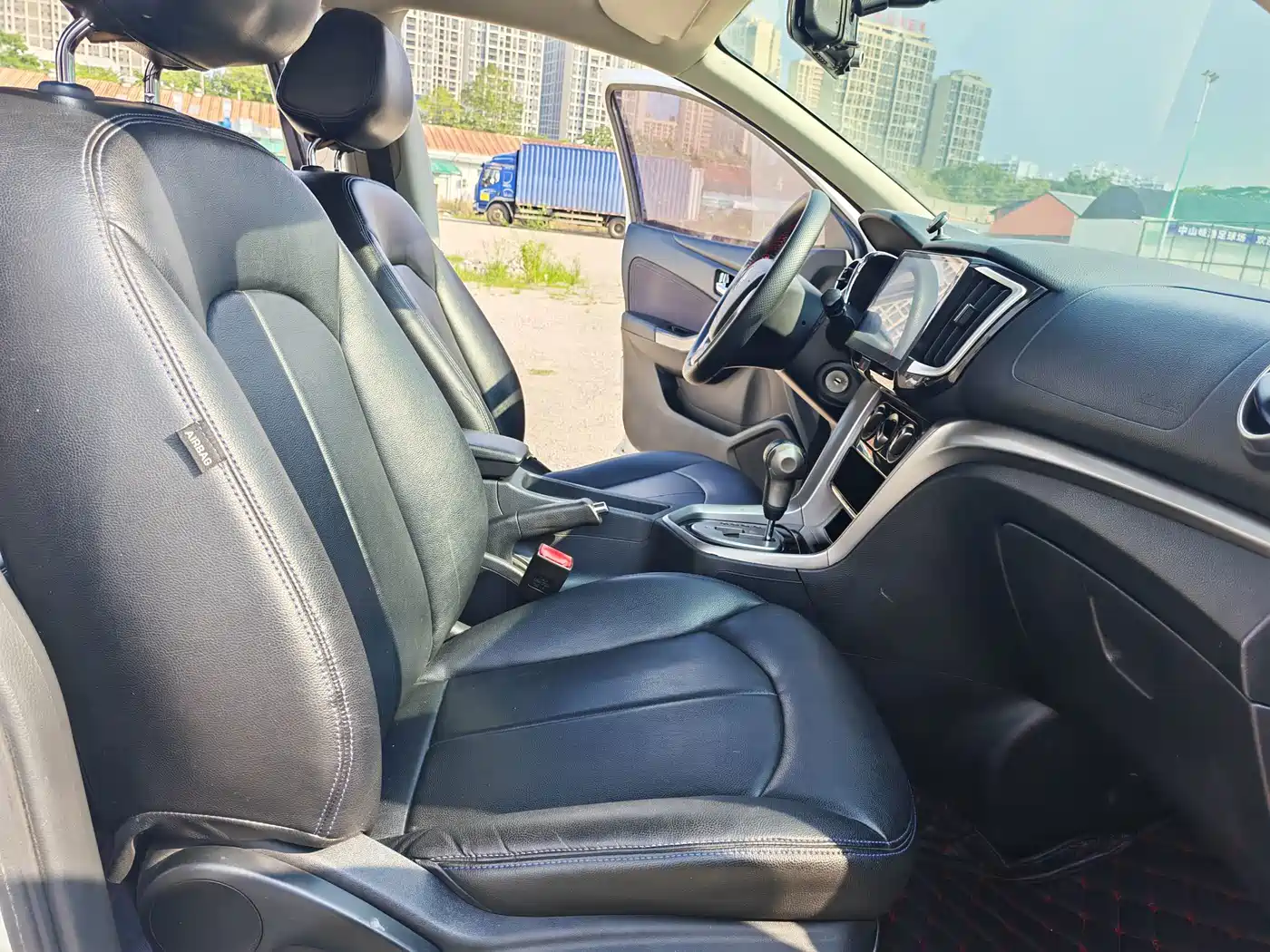 Venucia T70 2017 2016 2.0L CVT Rui Xing Edition