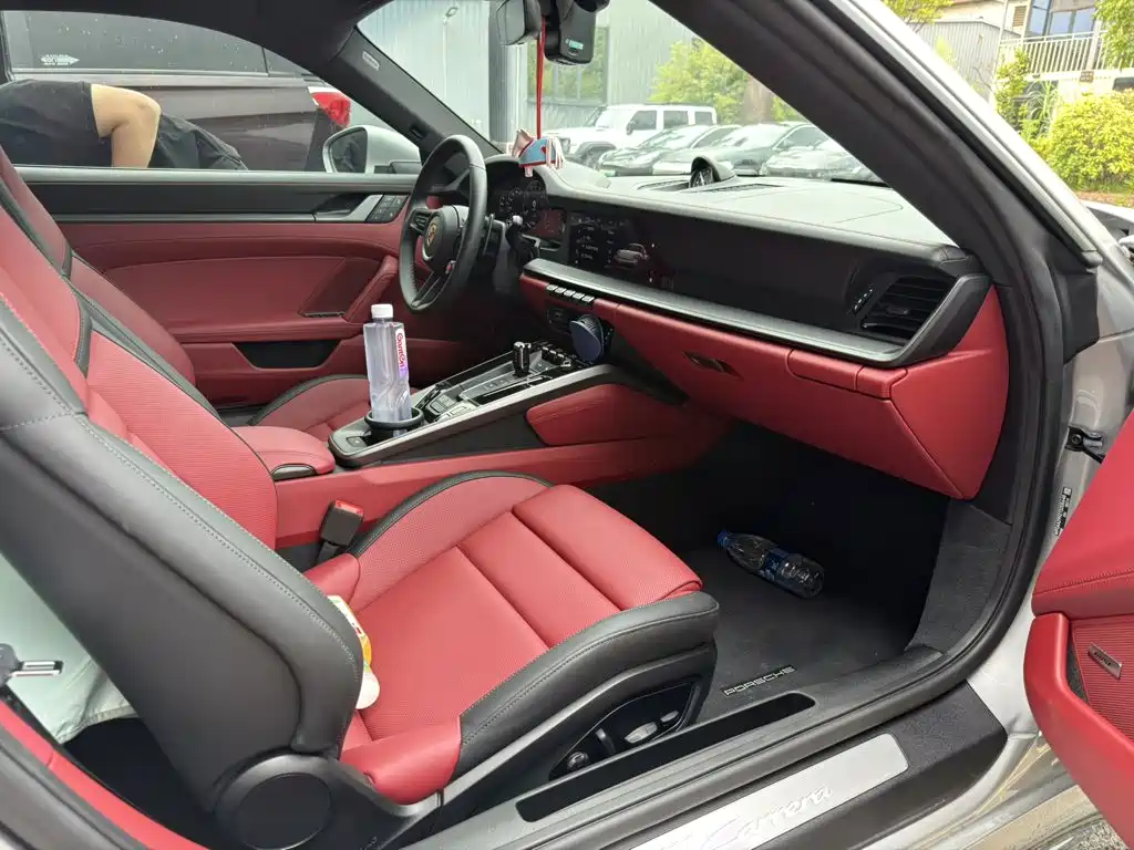 2026 Porsche 911