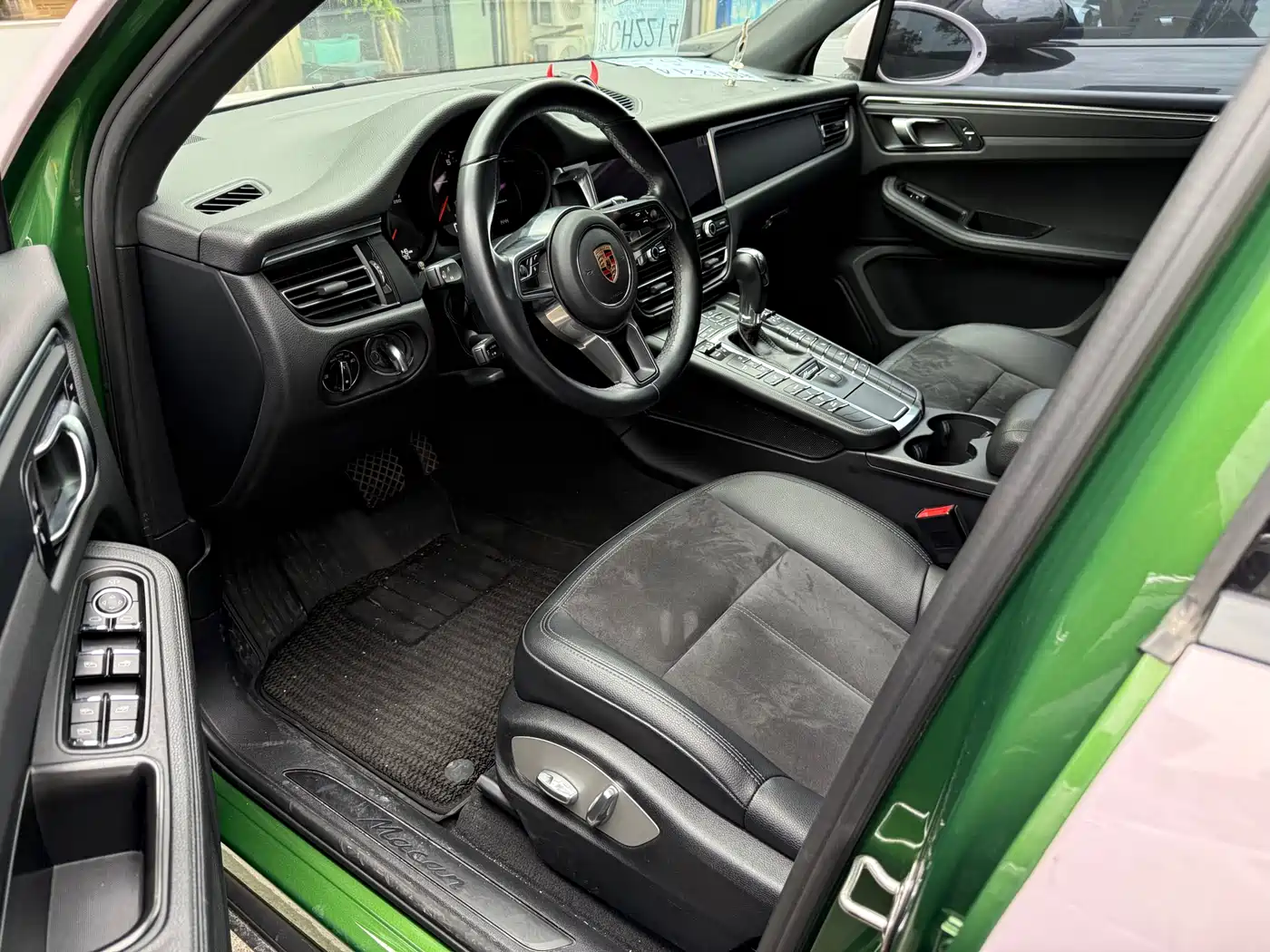 Porsche Macan 2018 Macan 2.0T фото 6