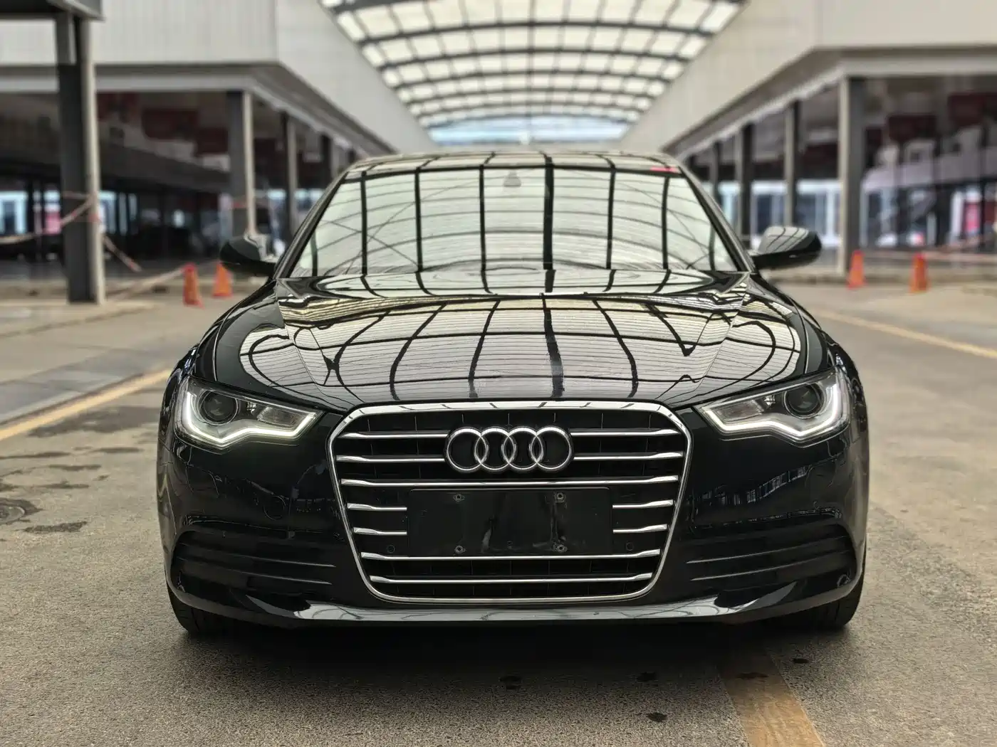 Audi A6L 2012 TFSI Comfort фото 2