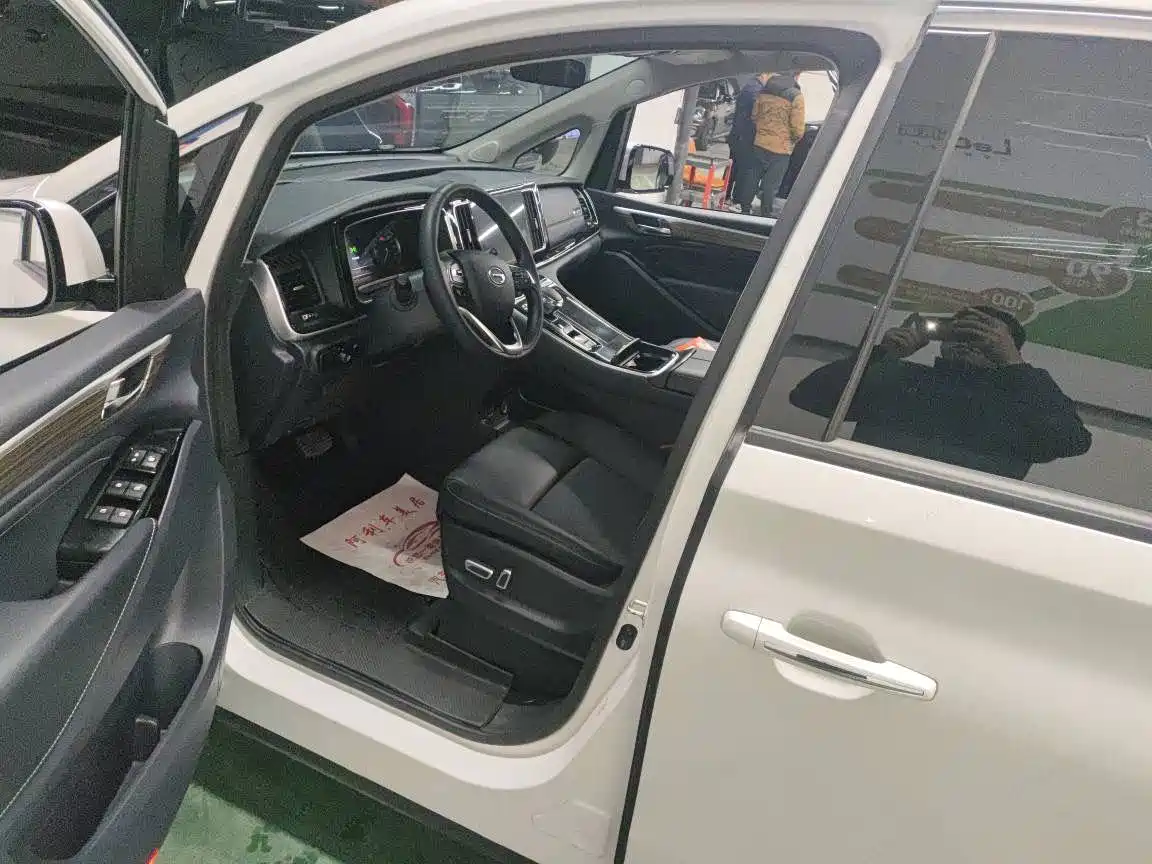 GAC TRUMPCHI M8