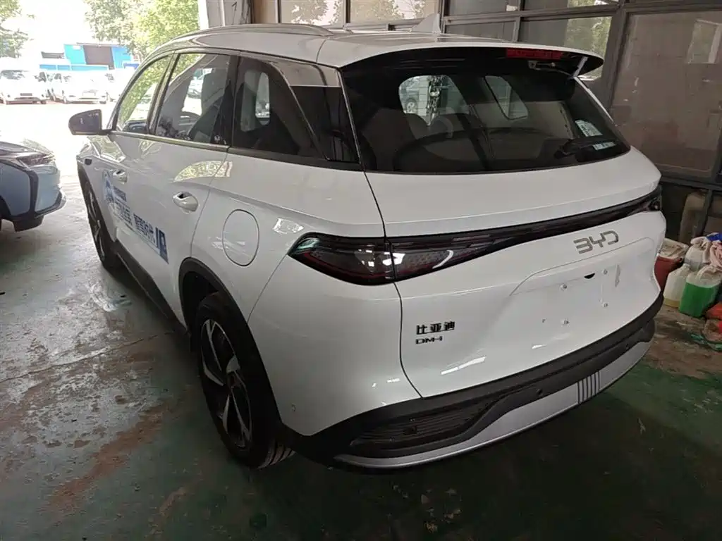 BYD Seal 05 DM-i 2025 DM-i Smart Drive Edition 115KM Flagship фото 5