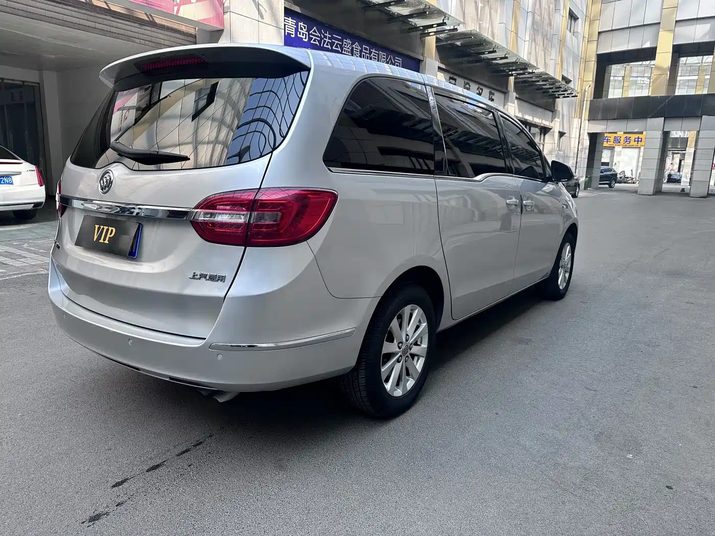 Buick GL8 2018 28T Comfort China VI фото 7
