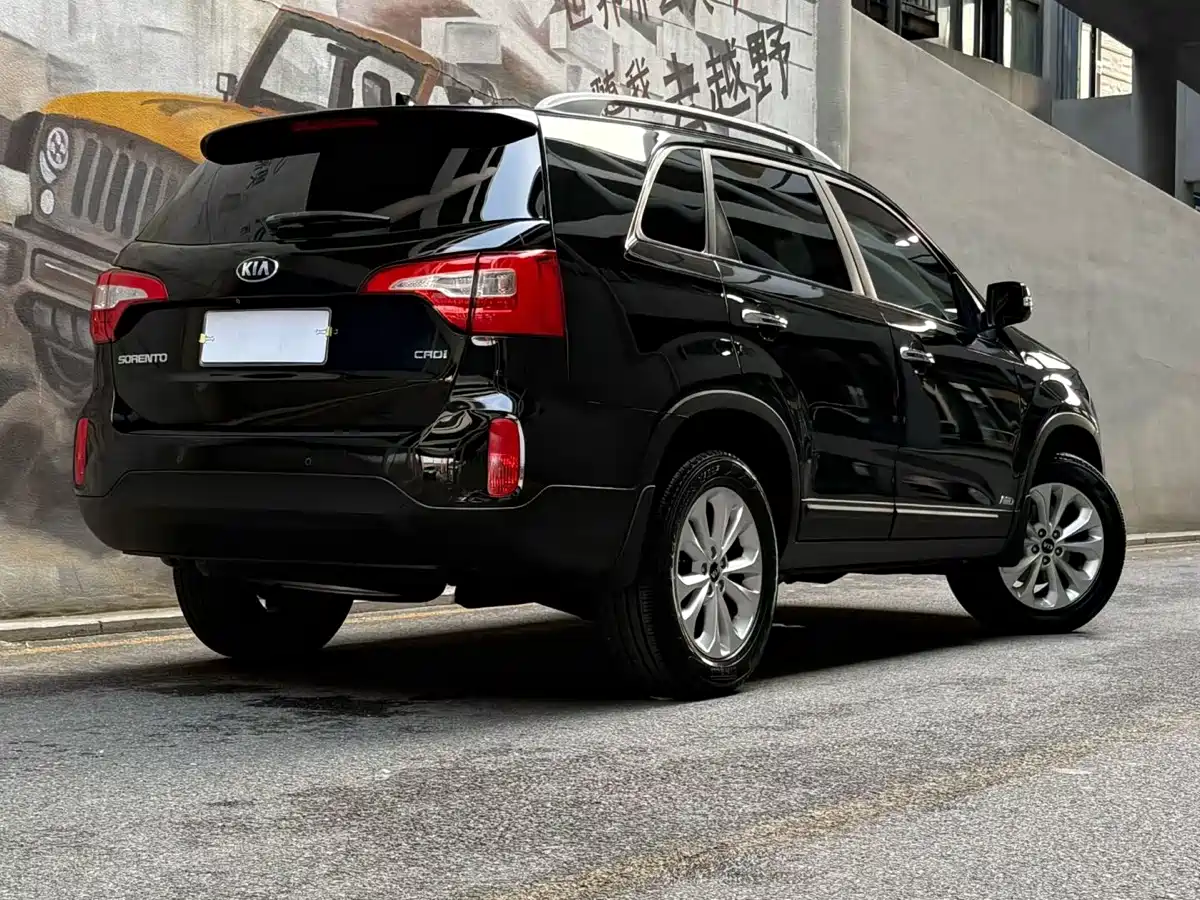 Kia Sorento 2013 2.2T 5-seat Diesel Luxury Edition фото 2