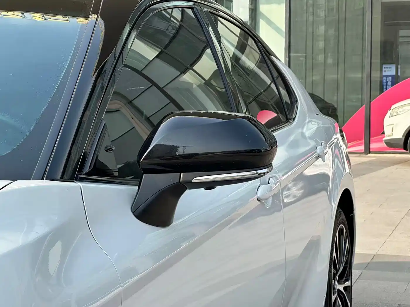 Toyota Camry 2018 2.5S Trend Edition фото 8