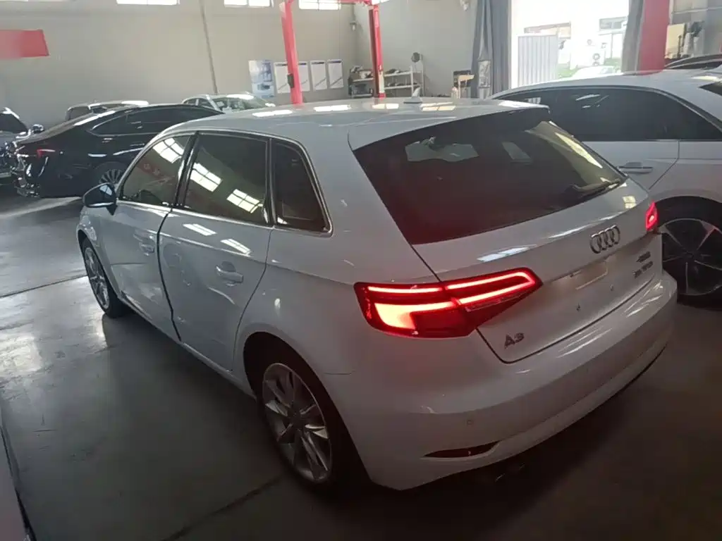 Фото 5 - Audi A3