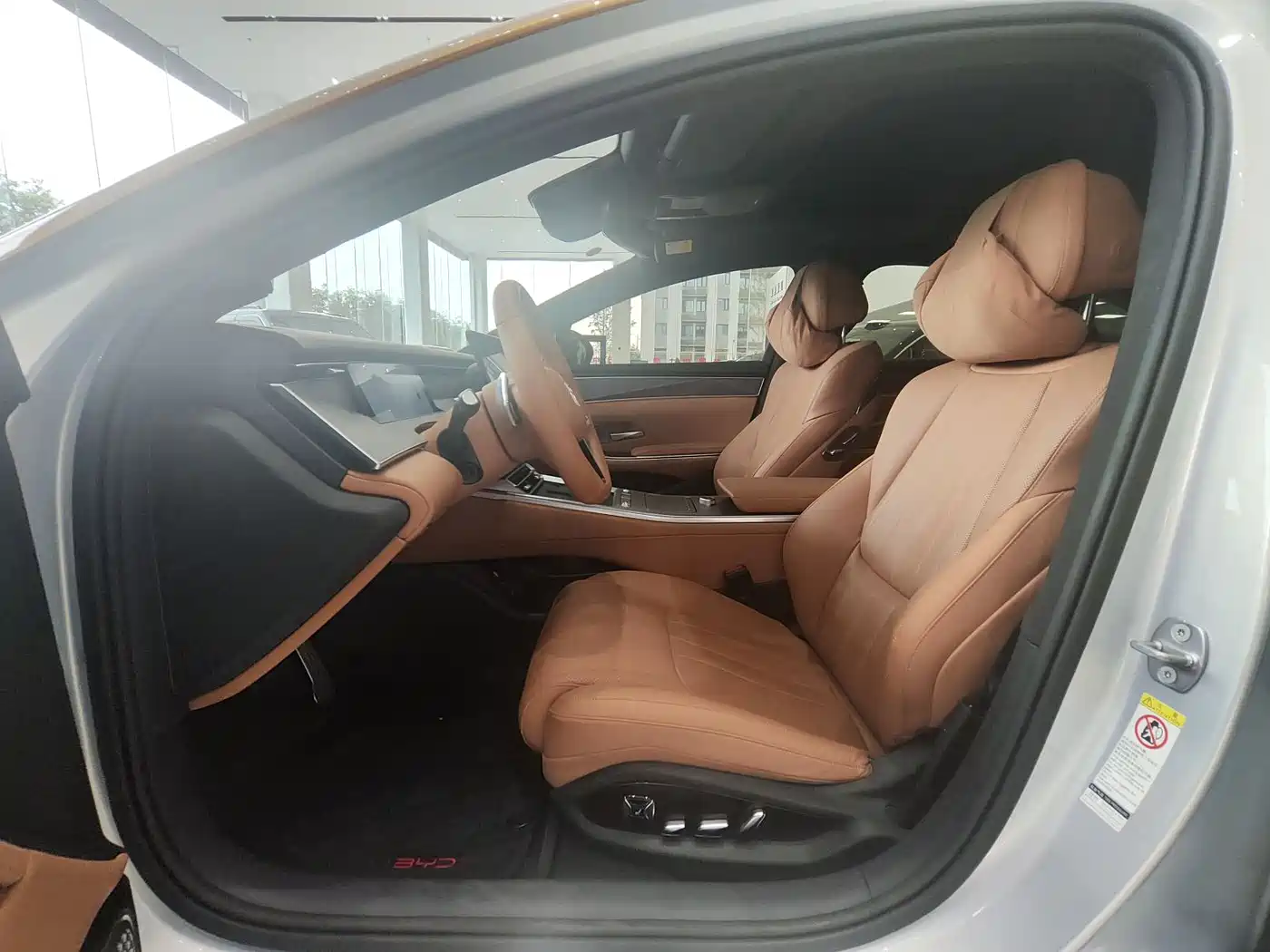 BYD Han L 2025 EV AWD LiDAR Flagship фото 9