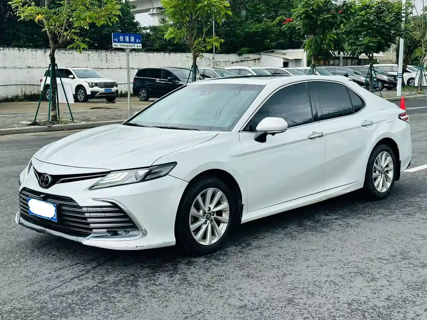 Toyota Camry 2021 2.0G Luxury Edition