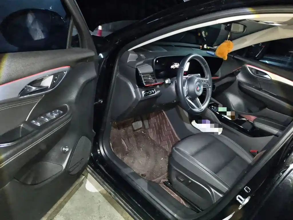 صورة 12 - Buick Envision S