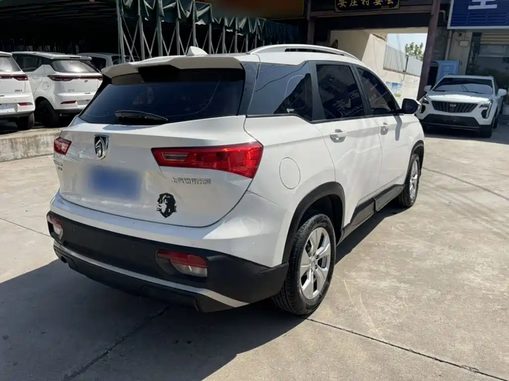 Baojun 530 2020 2020 1.5T CVT Luxury Connect 6-seater