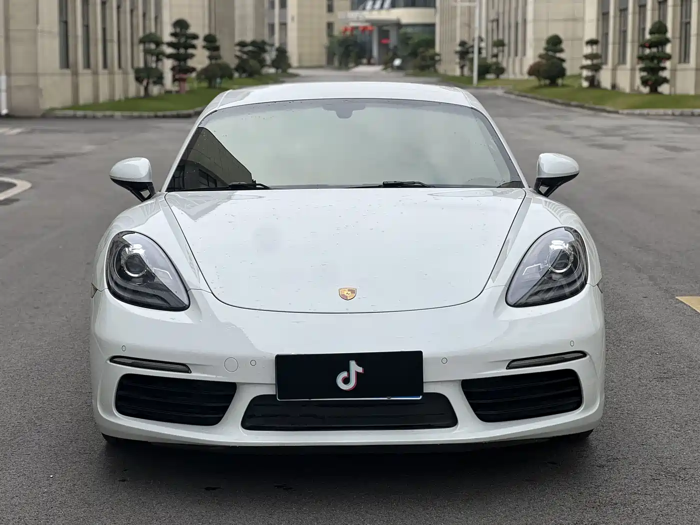 Porsche 718 2016 Cayman 2.0T фото 2