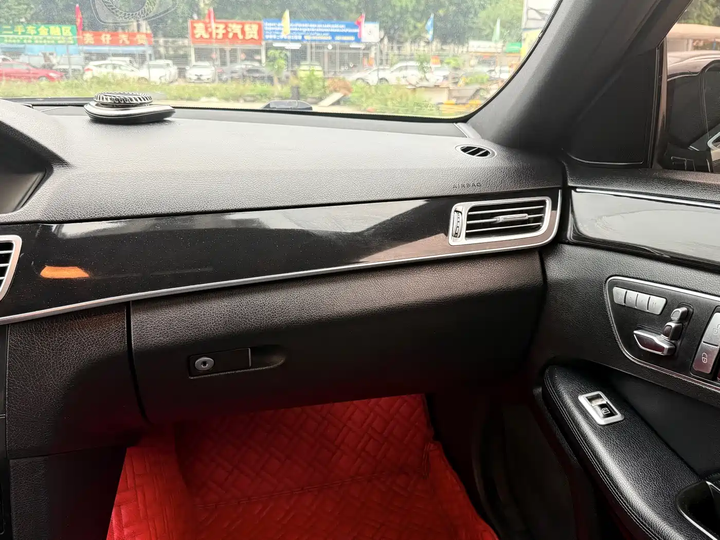 Mercedes-Benz E-Class 2015 E 260 L Sport фото 7