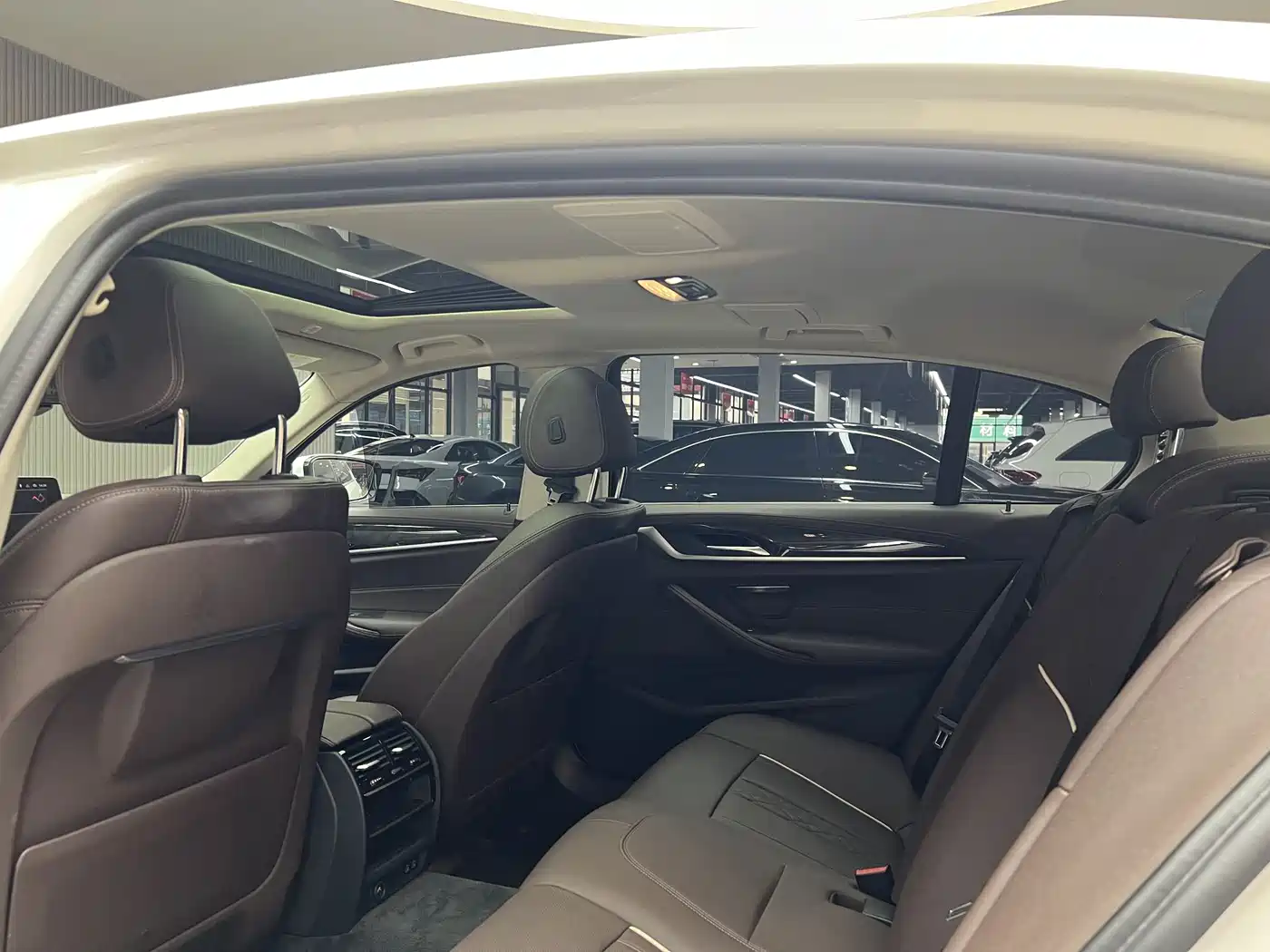 BMW 5 Series 2022 525Li Luxury Package фото 12