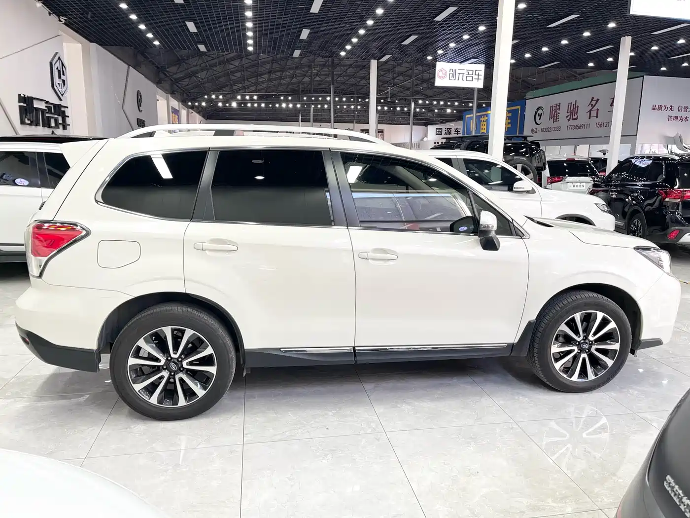 Subaru Forester 2016 2.0i Fashion Navigation Edition фото 9