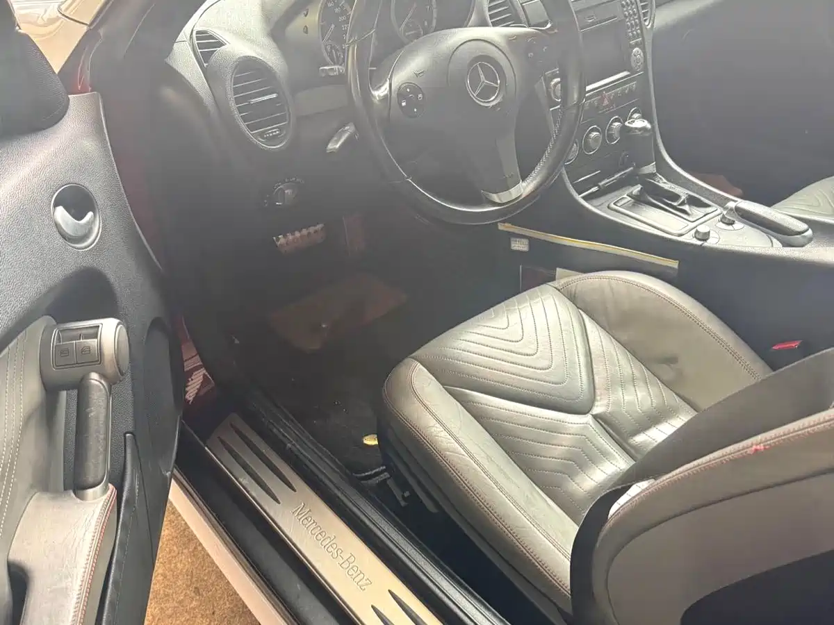 Mercedes-Benz SLK-Class 2010 Model SLK 300 Grand Edition фото 5