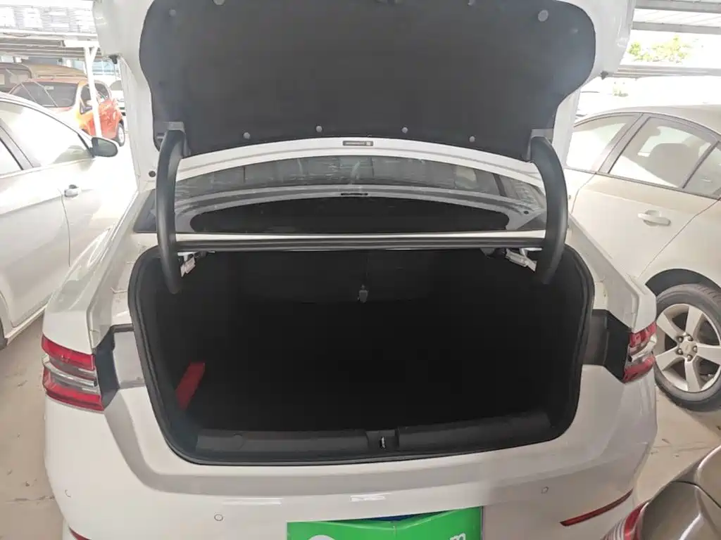 BYD Qin Pro 2019 2018 1.5L Manual Smart Connected Dynamic Edition